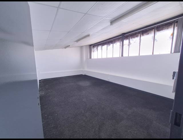 2,838M² WAREHOUSE TO LET IN PAARDEN EILAND